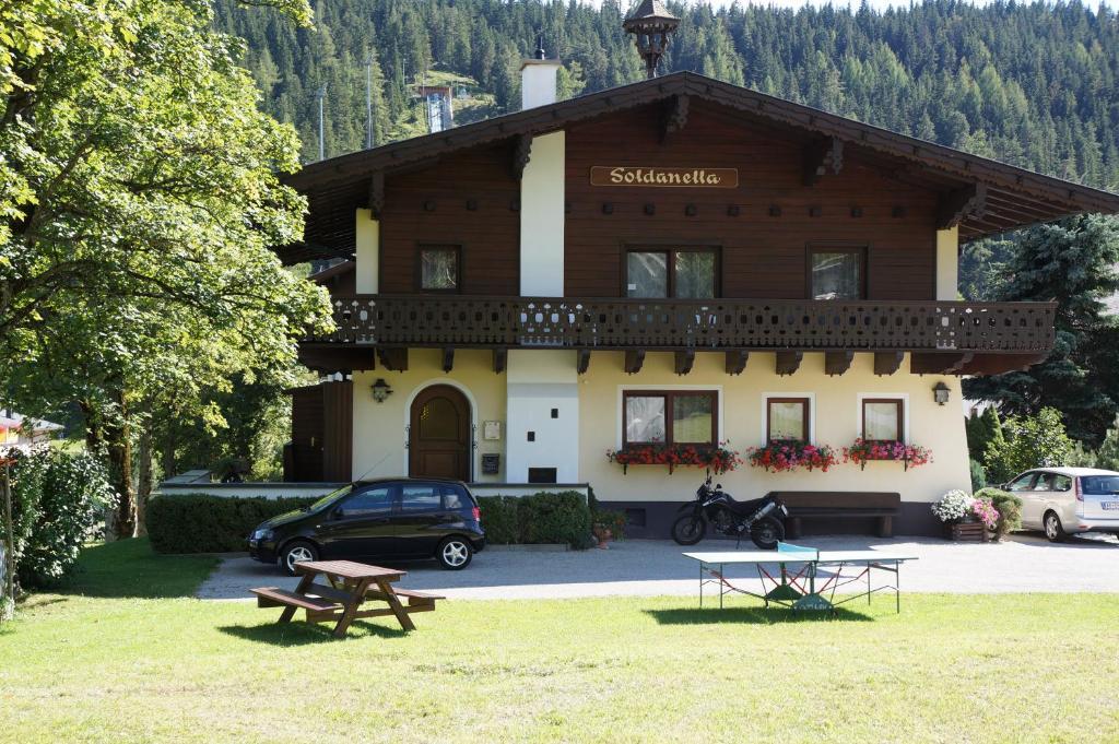 Gastehaus Soldanella Otel Ramsau am Dachstein Oda fotoğraf